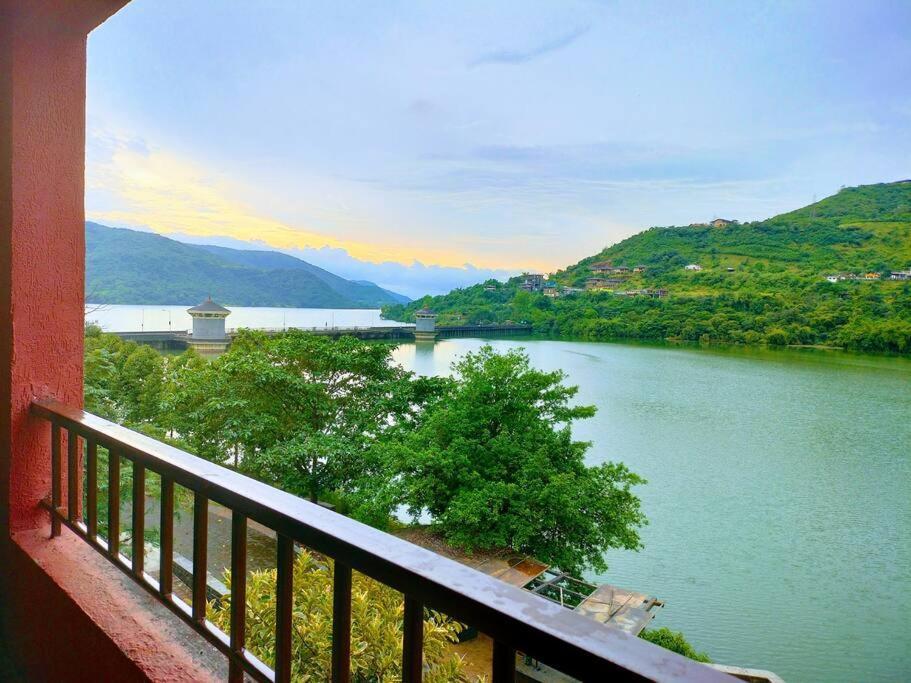 Apartament Portofino Lavasa Zewnętrze zdjęcie